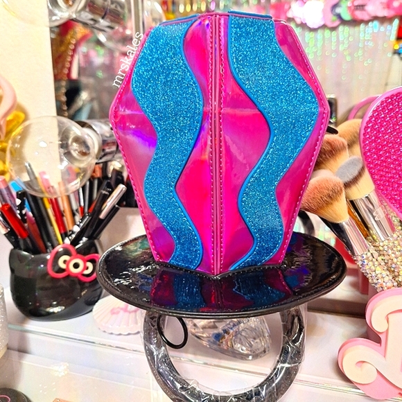 Ring Pop Crossbody Bag - Picture 5 of 11